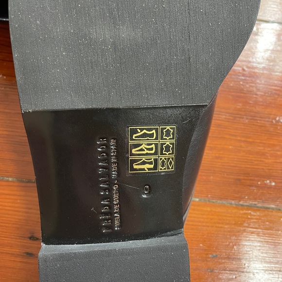 NWOB Freda Salvador Marta Criss-Cross Slide Black Minimalist Leather Sz 9 ❤️🎀 - Picture 9 of 10